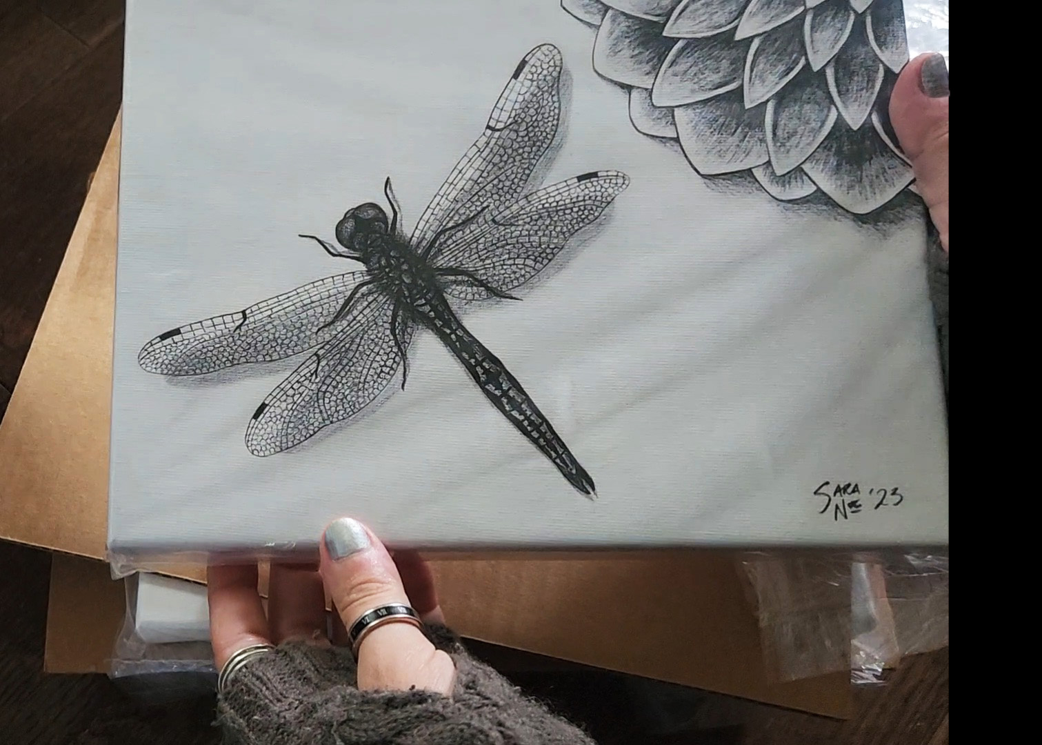 Dragonfly art by Sara A. Noe during Photo Canvas Land unboxing